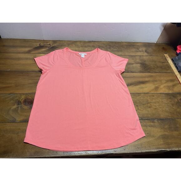 Athleta Stratus II Tee T-Shirt Size Large Scoop Neck Relaxed Fit Casual Pink - Picture 1 of 10